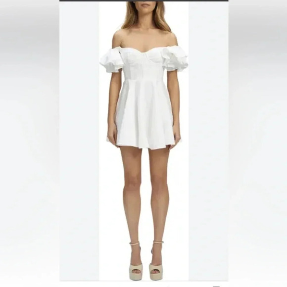 Bardot ruffle sleeve corset mini dress in white Linen Size 8 NWOT Sold Out! - Picture 2 of 8